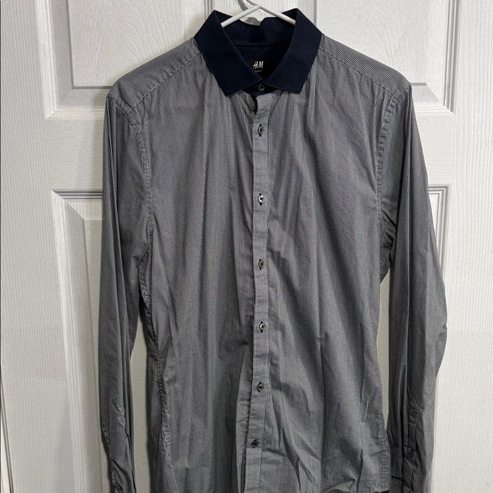 H&M Men's Checked Shirt with Navy Collar